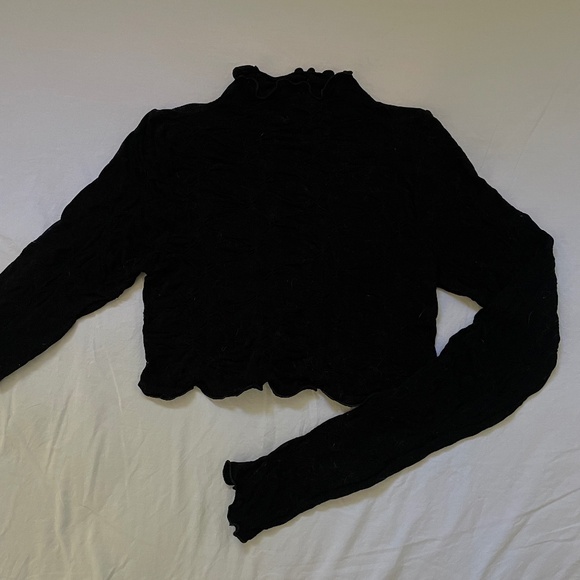 Anthropologie Black Cropped Textured Mock‑Turtleneck Top - Picture 2 of 3